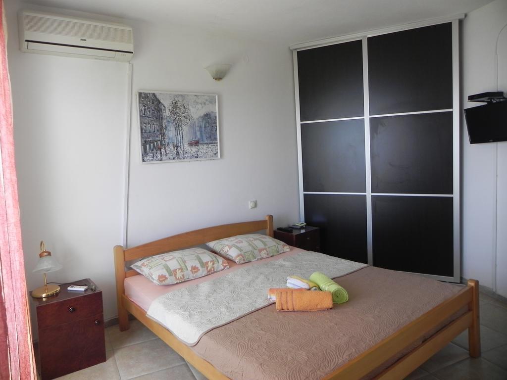 Apartments & Rooms Villa Anastasija Ulcinj Ruang foto