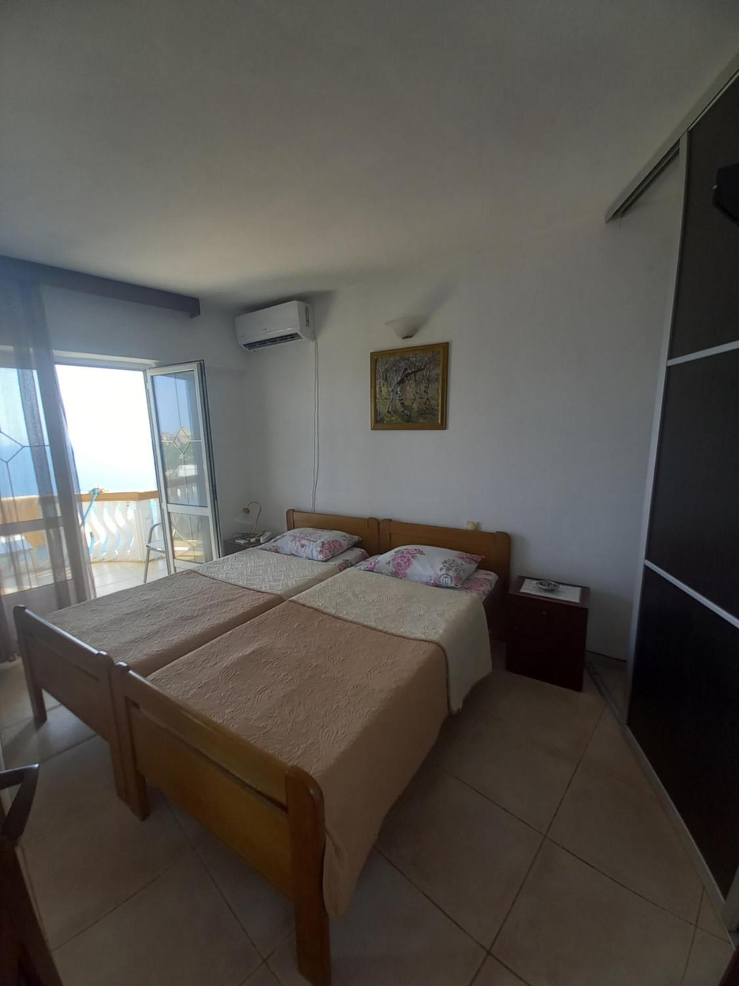 Apartments & Rooms Villa Anastasija Ulcinj Bagian luar foto