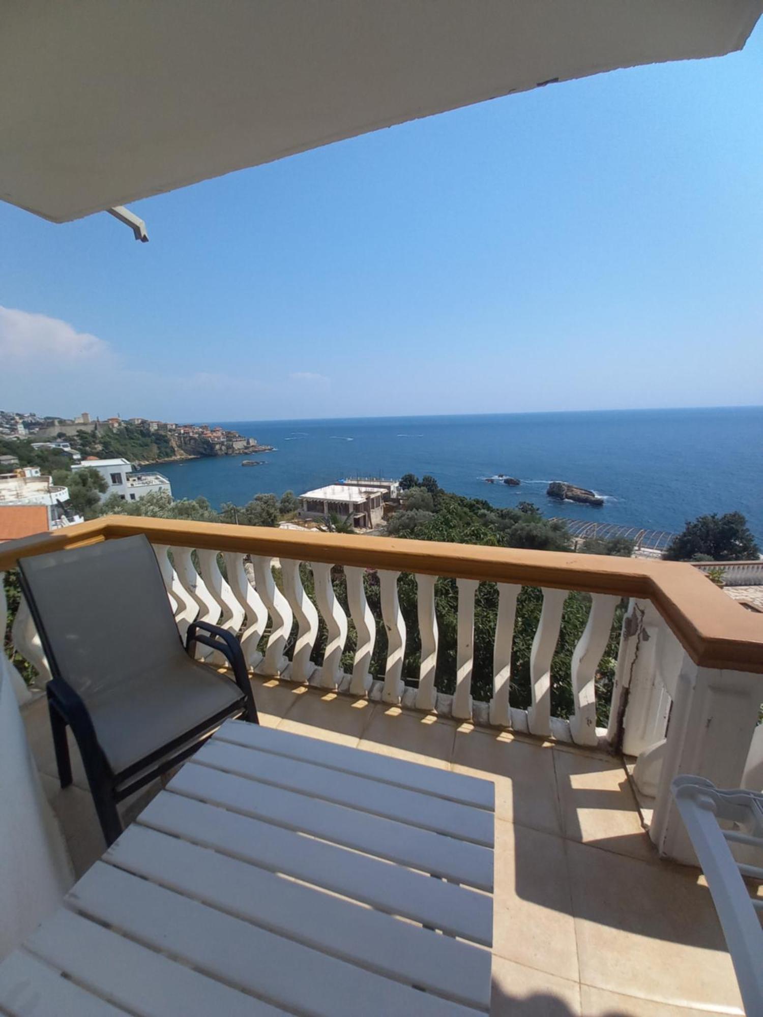 Apartments & Rooms Villa Anastasija Ulcinj Bagian luar foto