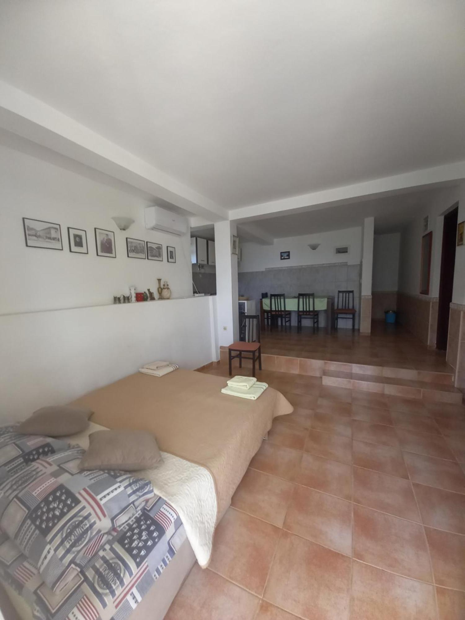 Apartments & Rooms Villa Anastasija Ulcinj Bagian luar foto