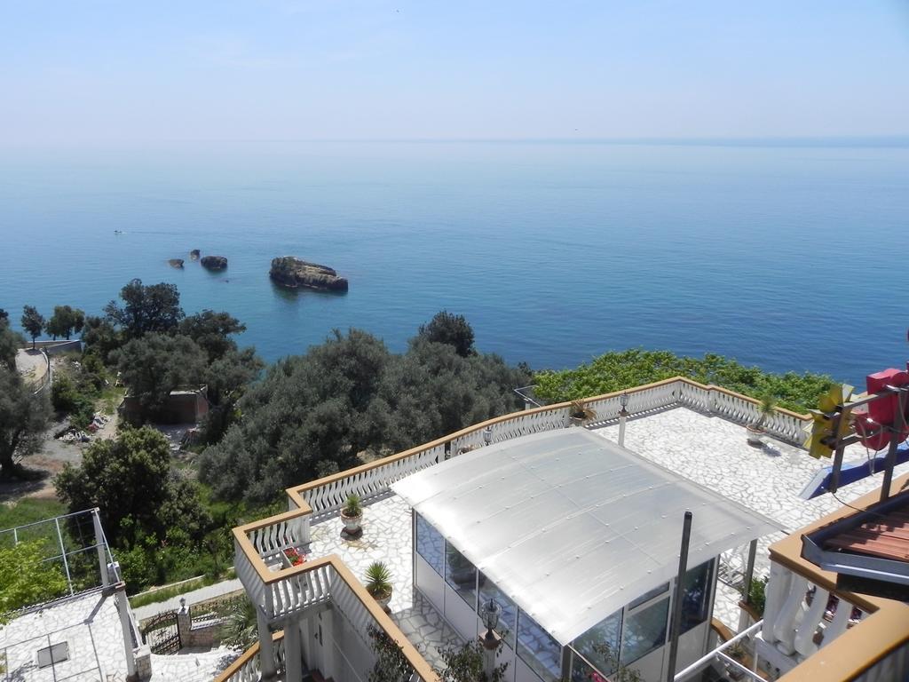 Apartments & Rooms Villa Anastasija Ulcinj Bagian luar foto